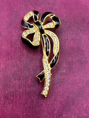 Gold & Black Bow Crystal Ribbon Brooch - Elegant Women's Jewelry